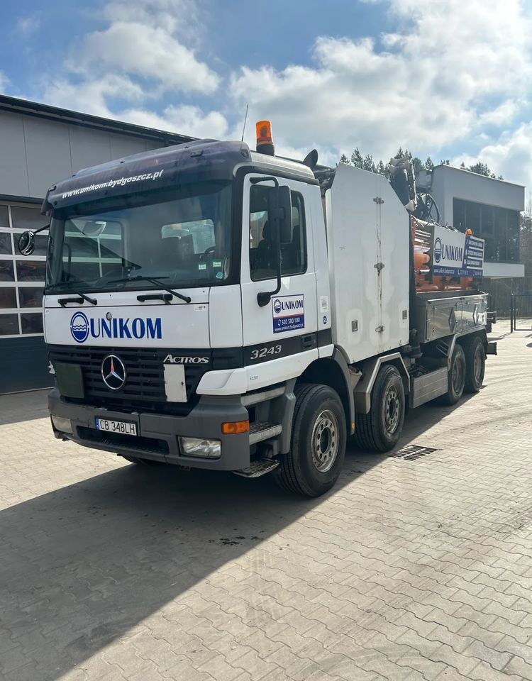 Mercedes-Benz ACTROS 3243 KAISER AQUASTER WUKO - Xe tải chân không: hình 3 Mercedes-Benz ACTROS 3243 KAISER AQUASTER WUKO - Xe tải chân không: hình 3