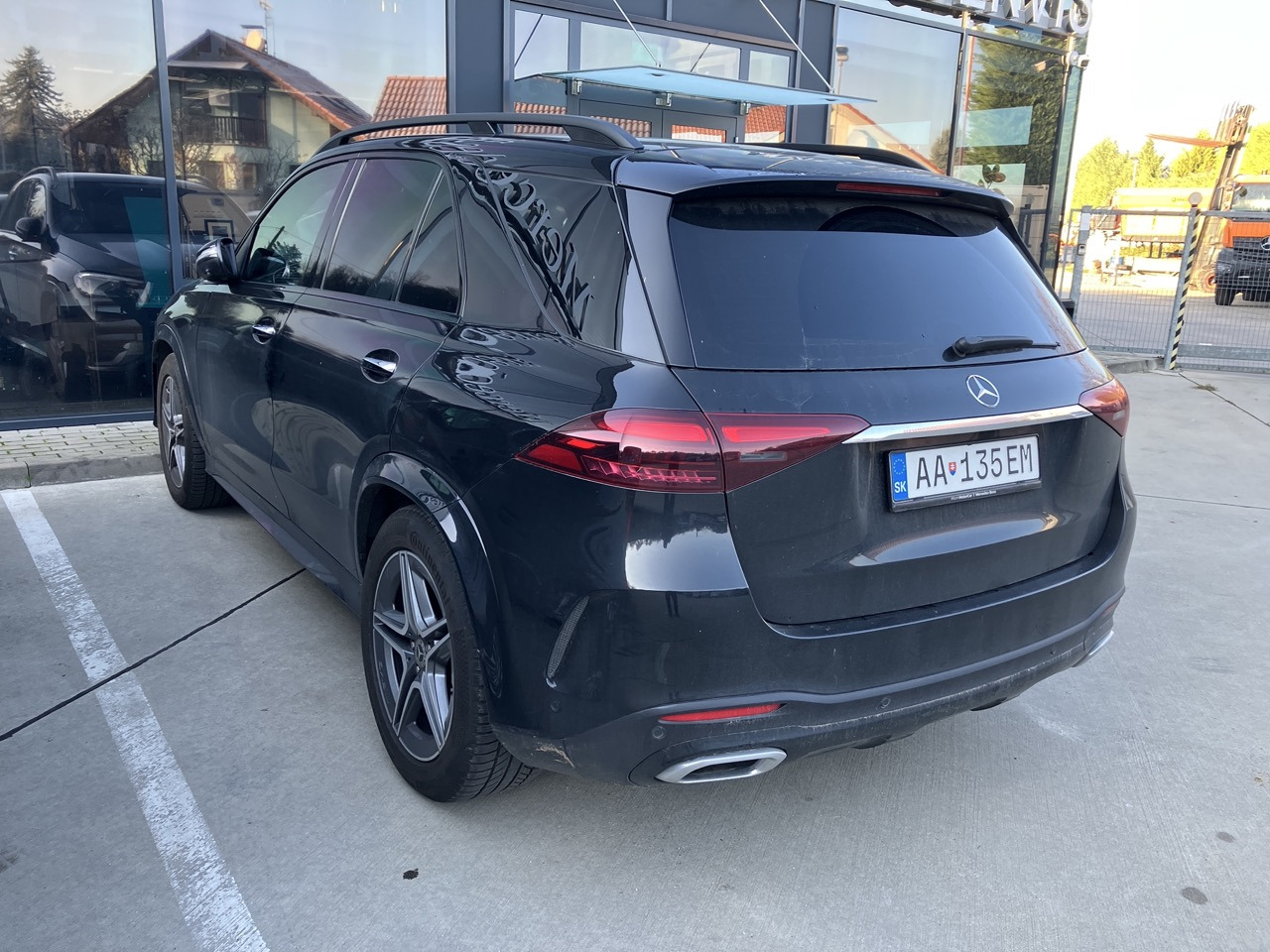 MERCEDES-BENZ GLE 450d - SUV: hình 2 MERCEDES-BENZ GLE 450d - SUV: hình 2