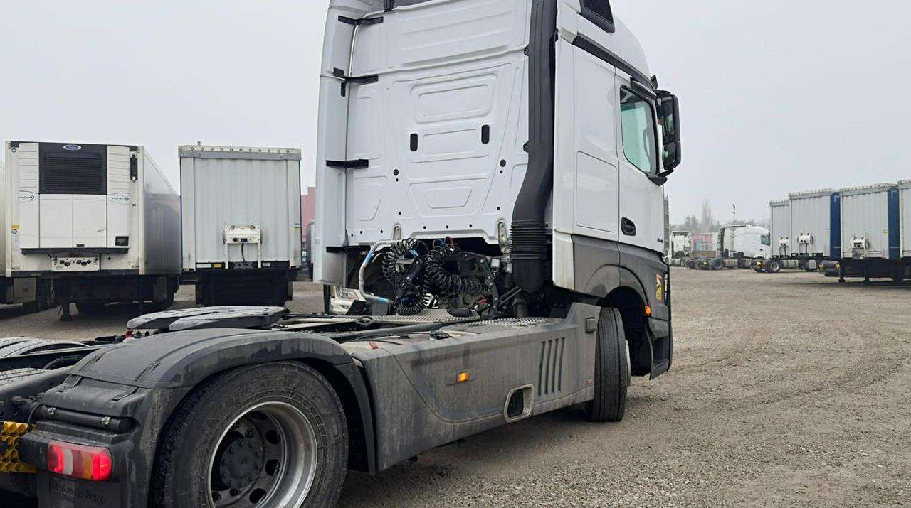 Mercedes-Benz Actros 5 1845 - Xe đầu kéo: hình 3 Mercedes-Benz Actros 5 1845 - Xe đầu kéo: hình 3