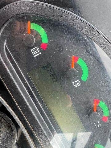 CAT 908 - Máy xúc lật bánh lốp: hình 5 CAT 908 - Máy xúc lật bánh lốp: hình 5