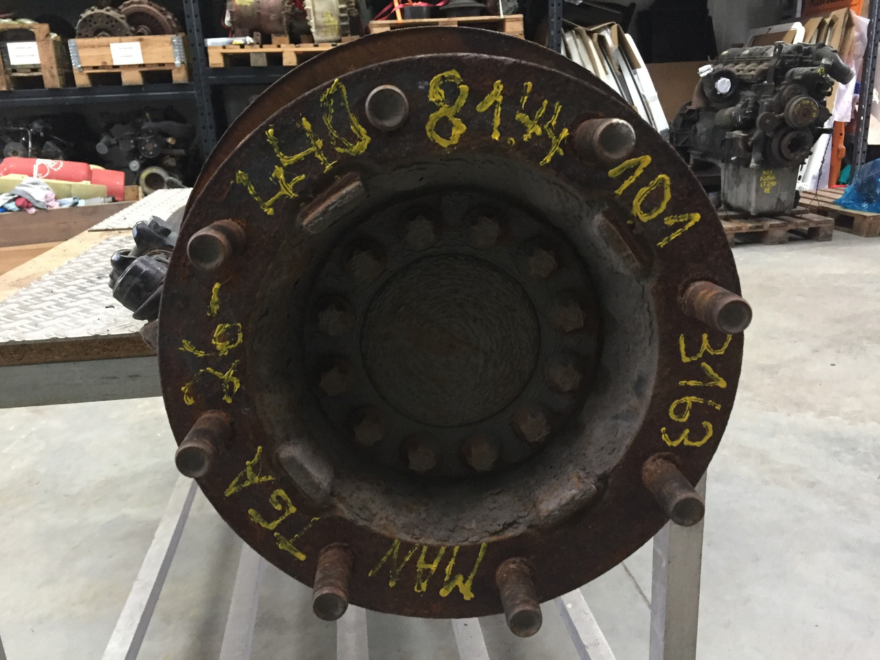 Gebrauchte Hinterachse MAN TGA 26.440, Typ : VOK - 08 - 01, Artikel - Nr. : 81.44001 - 7045 - Trục sau cho Xe tải: hình 5 Gebrauchte Hinterachse MAN TGA 26.440, Typ : VOK - 08 - 01, Artikel - Nr. : 81.44001 - 7045 - Trục sau cho Xe tải: hình 5