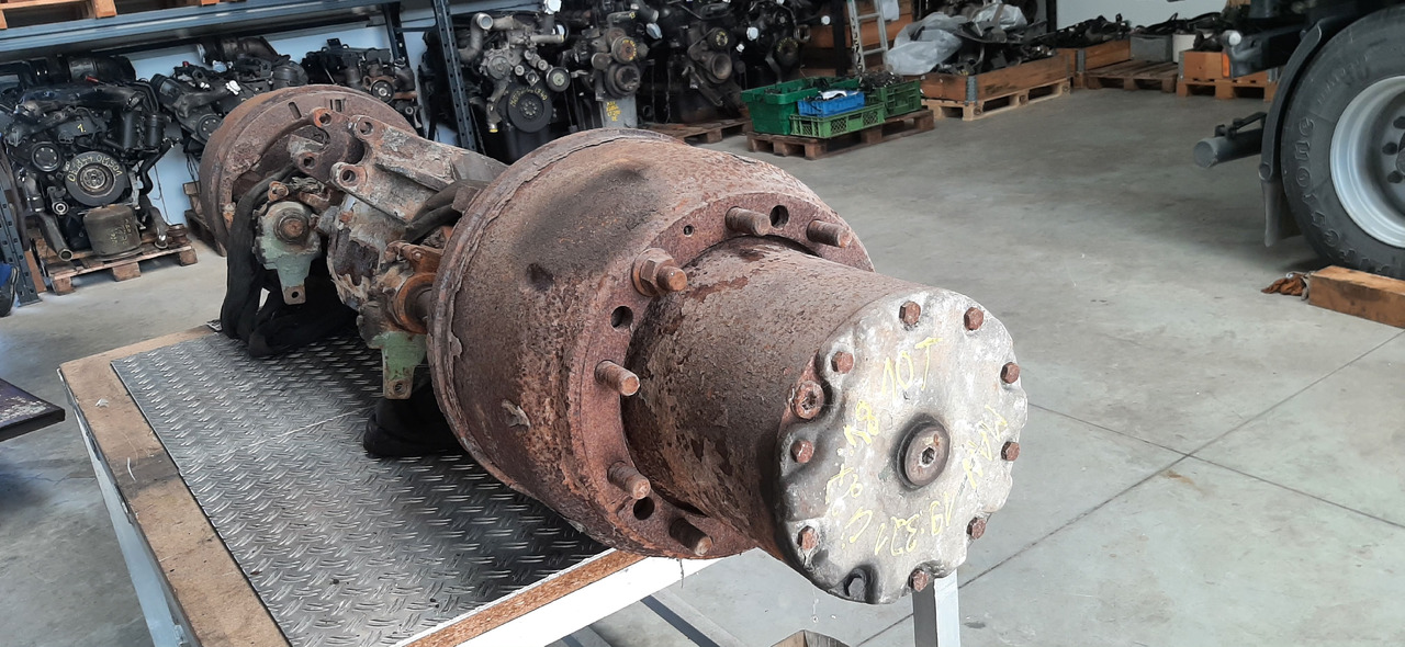Gebrauchte MAN 19.321, Außenplanetenachse, Artikel - Nr. : 81.99999 - 9999 - Trục sau cho Xe tải: hình 4 Gebrauchte MAN 19.321, Außenplanetenachse, Artikel - Nr. : 81.99999 - 9999 - Trục sau cho Xe tải: hình 4