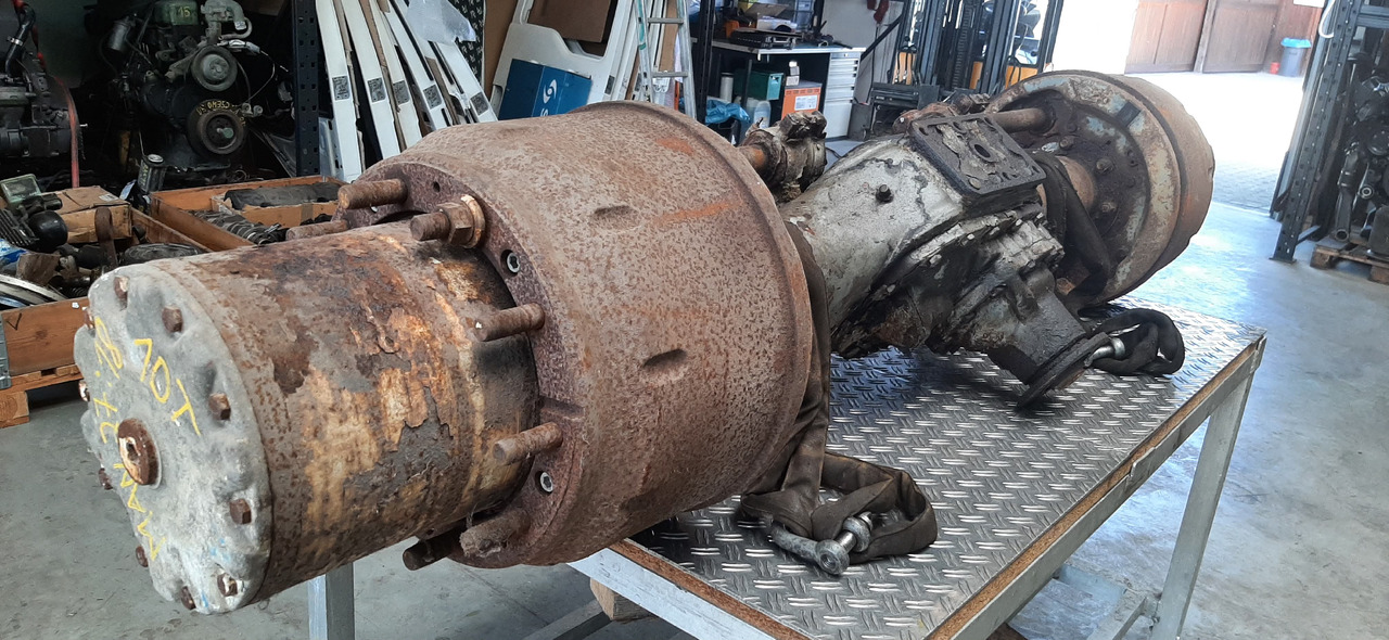 Gebrauchte MAN, Planetenachse, Artikel - Nr. : 81.99999 - 9999 - Trục sau cho Xe tải: hình 1 Gebrauchte MAN, Planetenachse, Artikel - Nr. : 81.99999 - 9999 - Trục sau cho Xe tải: hình 1