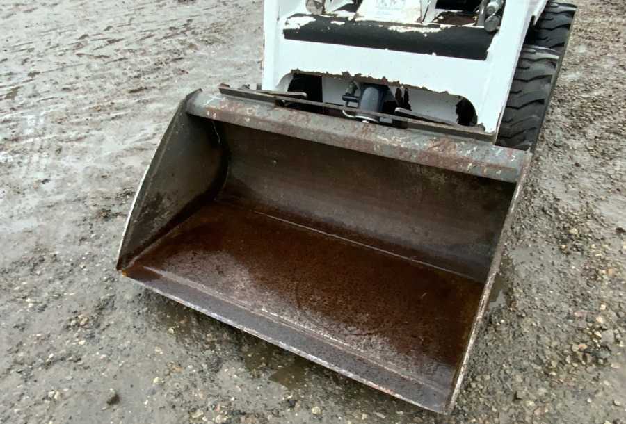 BOBCAT S70 - Máy xúc lật đa năng: hình 3 BOBCAT S70 - Máy xúc lật đa năng: hình 3