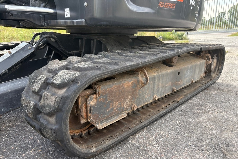 Bobcat E50Z - Máy xúc mini: hình 3 Bobcat E50Z - Máy xúc mini: hình 3