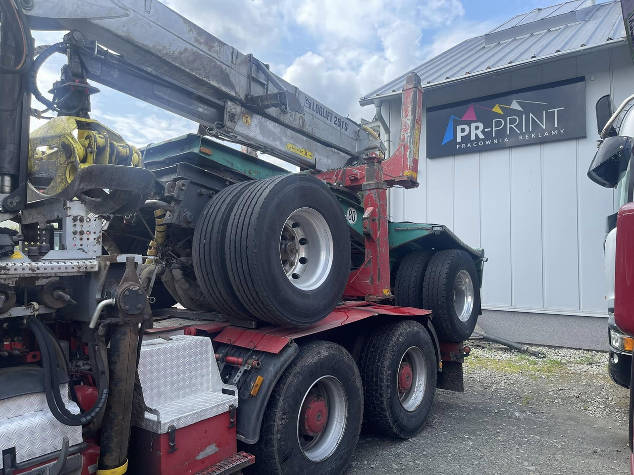 Xe chở gỗ, Xe cẩu tự hành HUTTNER: hình 11 Xe chở gỗ, Xe cẩu tự hành HUTTNER: hình 11