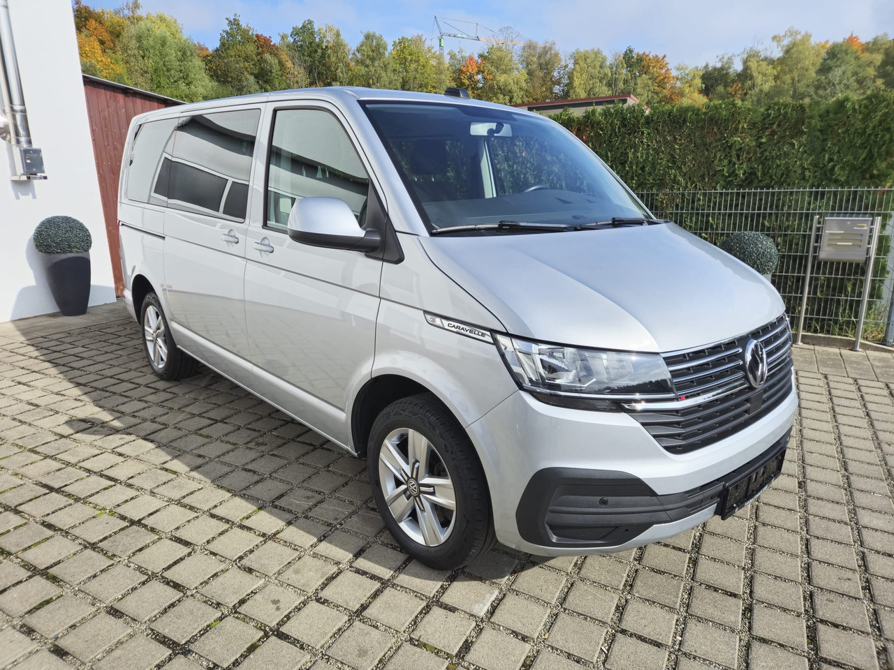 VOLKSWAGEN T6.1 Caravelle 4Motion/Automatik/Kamera/App-Con. - Xe van chở khách: hình 2 VOLKSWAGEN T6.1 Caravelle 4Motion/Automatik/Kamera/App-Con. - Xe van chở khách: hình 2