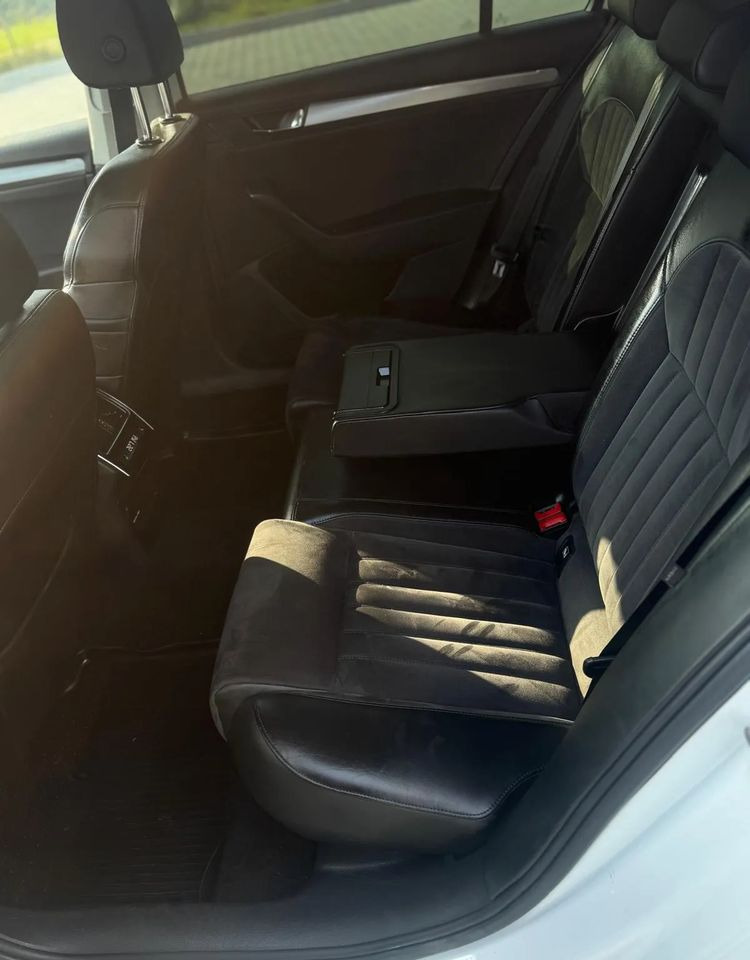 Xe wagon Skoda Superb 2.0 TSI 4x4 Sportline DSG: hình 18 Xe wagon Skoda Superb 2.0 TSI 4x4 Sportline DSG: hình 18