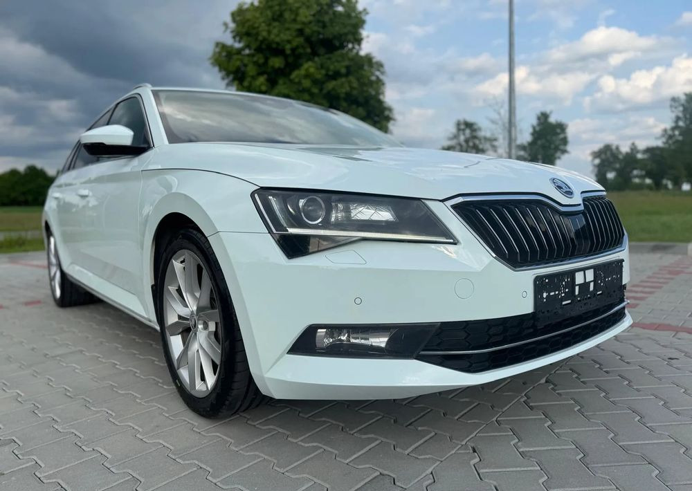 Xe wagon Skoda Superb 2.0 TSI 4x4 Sportline DSG: hình 10 Xe wagon Skoda Superb 2.0 TSI 4x4 Sportline DSG: hình 10