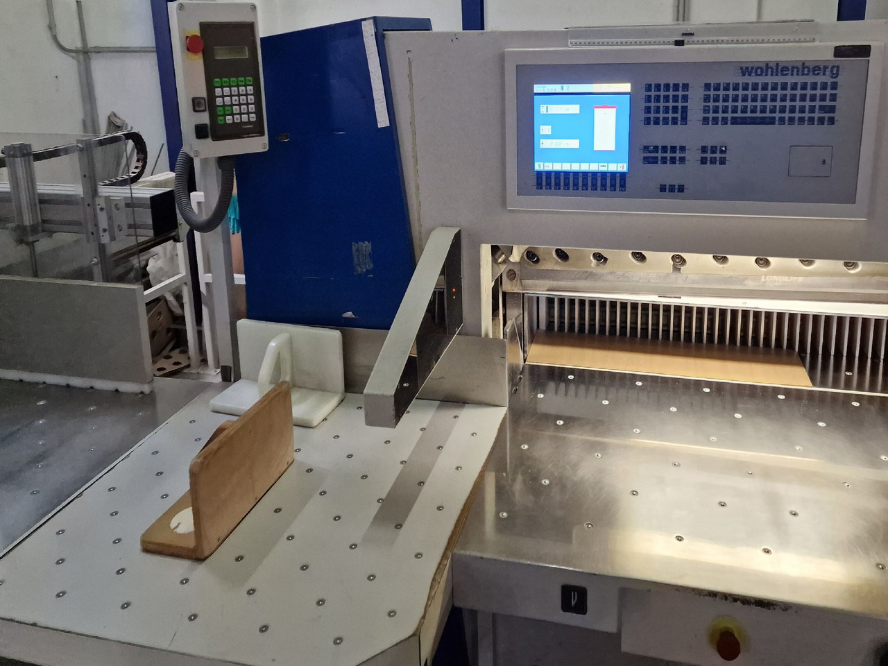 Wohlenberg 115 - Máy cắt giấy: hình 2 Wohlenberg 115 - Máy cắt giấy: hình 2