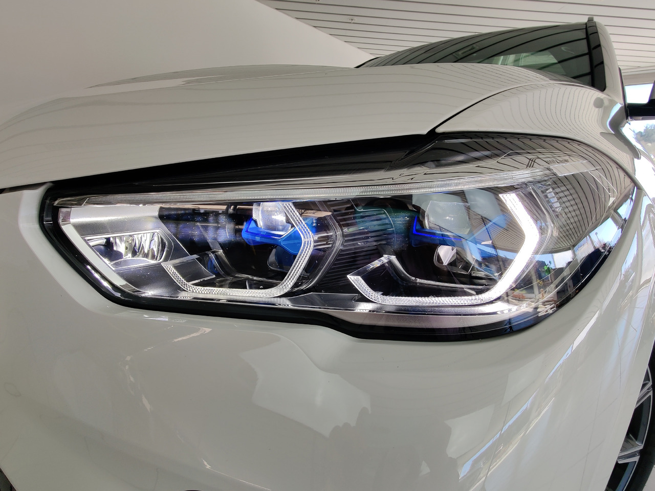 BMW X5 xDrive 45 e M Sport HiFi HUD Pano Leder Laser - SUV: hình 3 BMW X5 xDrive 45 e M Sport HiFi HUD Pano Leder Laser - SUV: hình 3