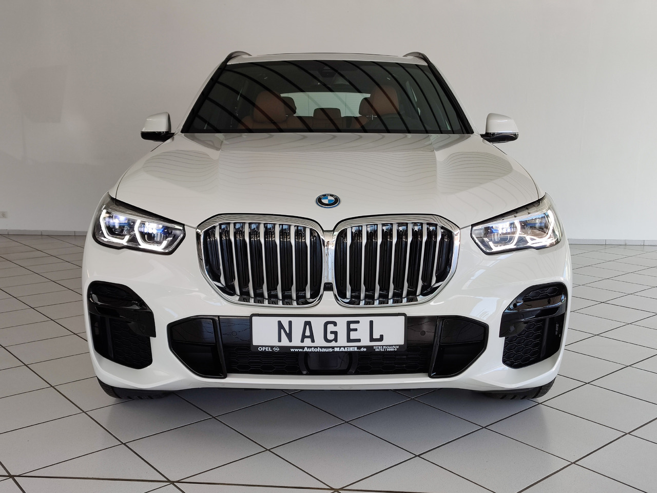 BMW X5 xDrive 45 e M Sport HiFi HUD Pano Leder Laser - SUV: hình 5 BMW X5 xDrive 45 e M Sport HiFi HUD Pano Leder Laser - SUV: hình 5