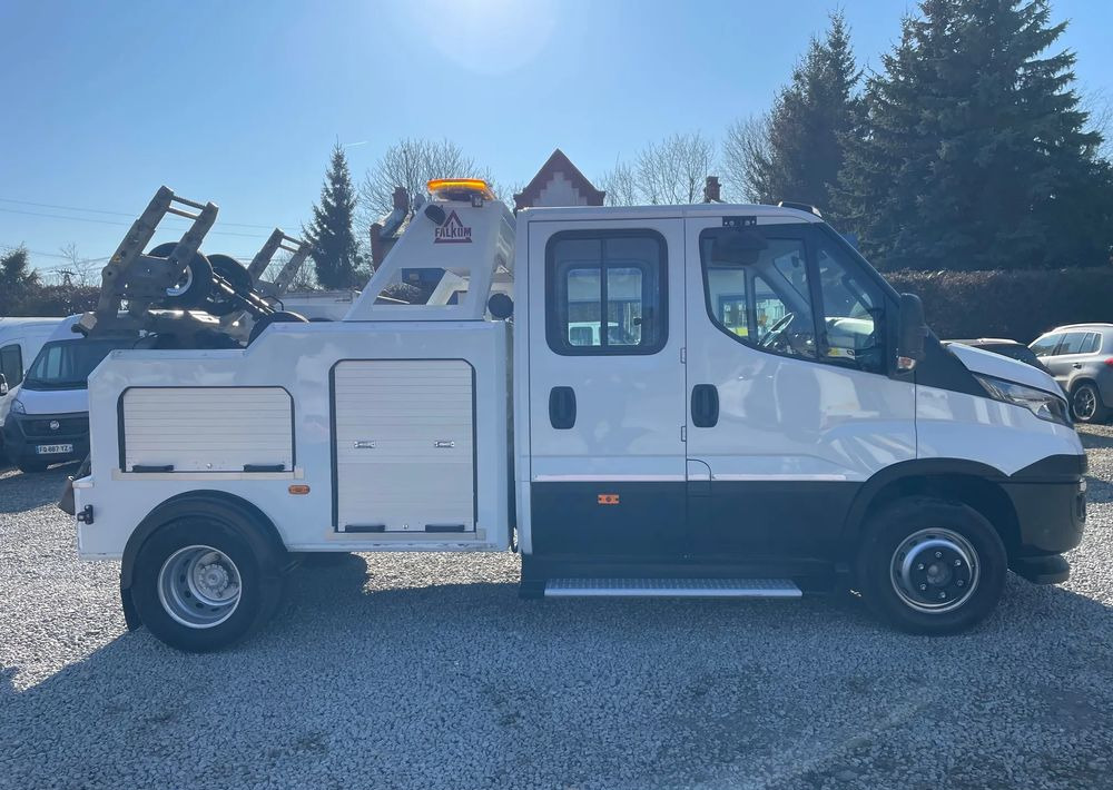 Iveco Daily 70C17 Pomoc drogowa Holownik 2017r - Xe tải kéo: hình 4 Iveco Daily 70C17 Pomoc drogowa Holownik 2017r - Xe tải kéo: hình 4