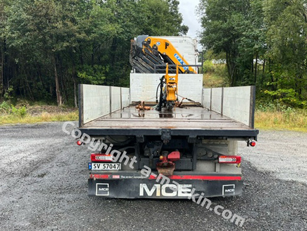 Volvo FH 16.540 - Xe tải thùng lửng/ Phẳng, Xe cẩu tự hành: hình 2 Volvo FH 16.540 - Xe tải thùng lửng/ Phẳng, Xe cẩu tự hành: hình 2