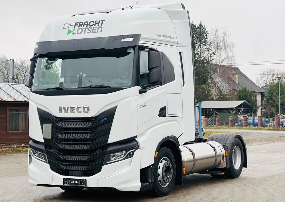 Iveco S-WAY 460 / RETARDER / - Xe đầu kéo: hình 2 Iveco S-WAY 460 / RETARDER / - Xe đầu kéo: hình 2