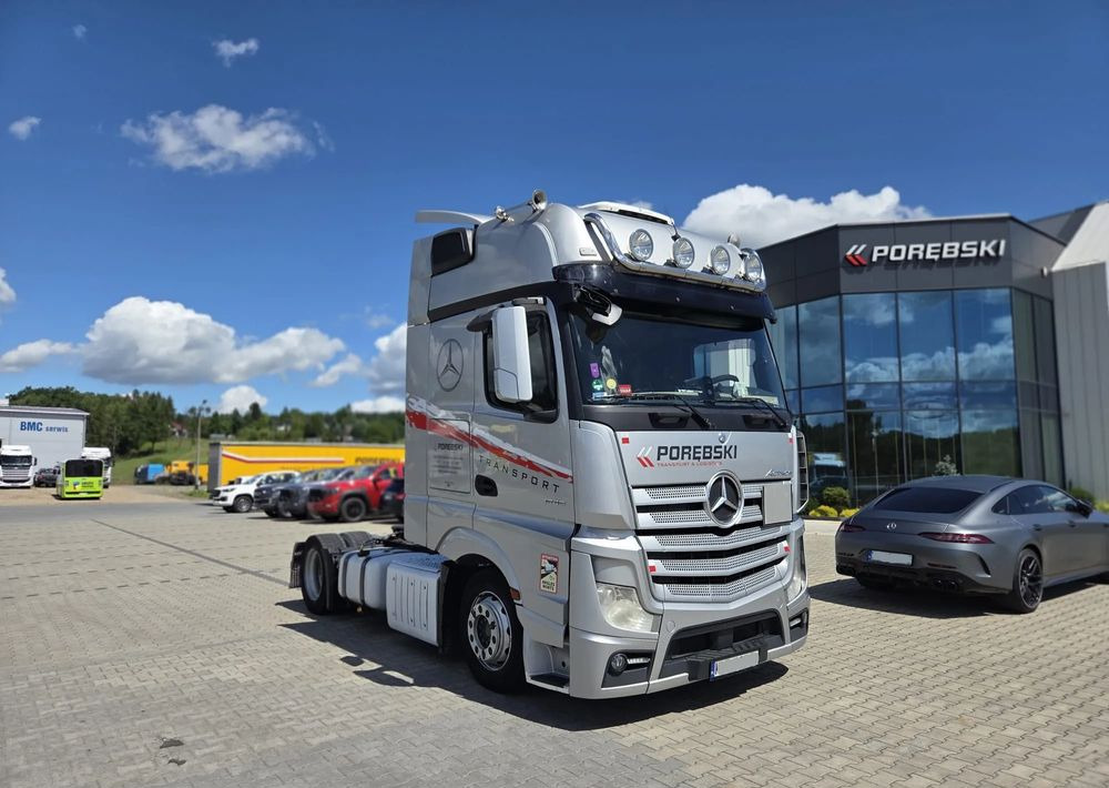 Mercedes-Benz ACTROS 1845 - Xe đầu kéo: hình 1 Mercedes-Benz ACTROS 1845 - Xe đầu kéo: hình 1