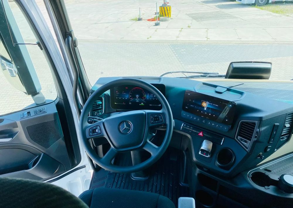 Mercedes-Benz ACTROS 1848 - Xe đầu kéo: hình 5 Mercedes-Benz ACTROS 1848 - Xe đầu kéo: hình 5