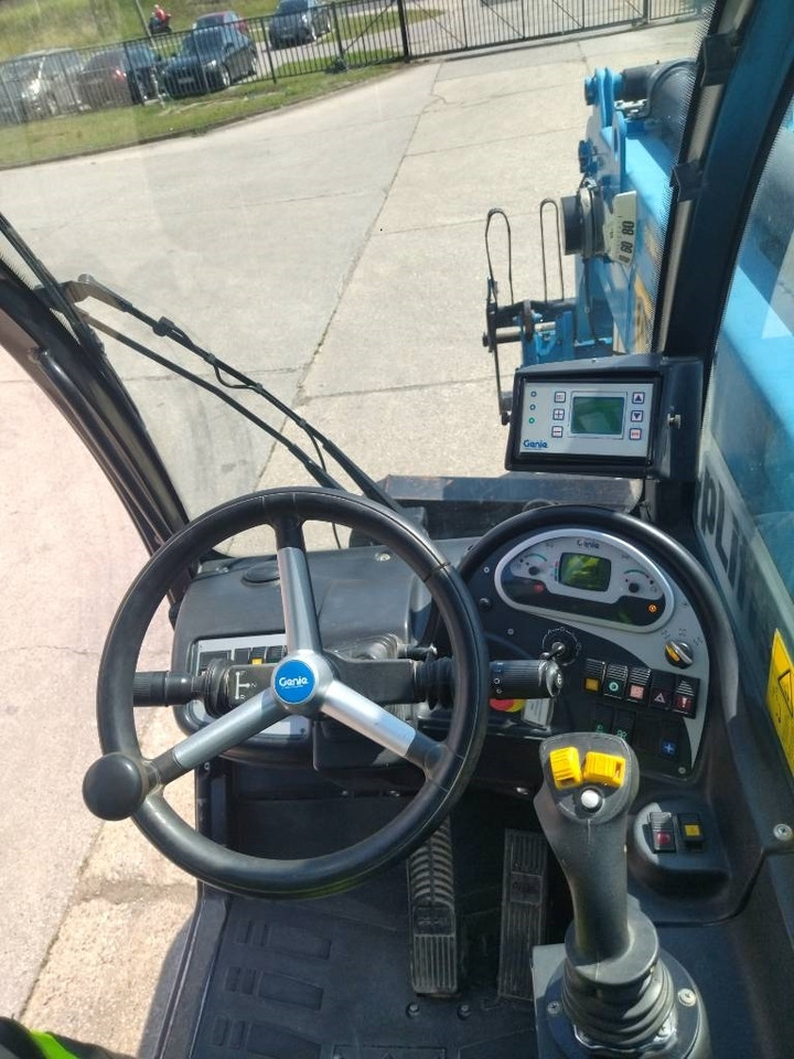 Xe nhấc hình viễn vọng kính Genie GTH 5021 R: hình 11 Xe nhấc hình viễn vọng kính Genie GTH 5021 R: hình 11