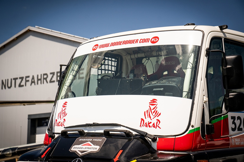 Unimog U400 ex Paris Dakar, Ralley Unimog , mit FIA Wagenpass - Xe tải: hình 5 Unimog U400 ex Paris Dakar, Ralley Unimog , mit FIA Wagenpass - Xe tải: hình 5