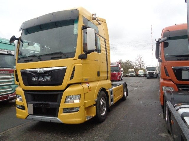 MAN XXL 520, Retarder, deutsches Fahrzeug - Xe đầu kéo: hình 1 MAN XXL 520, Retarder, deutsches Fahrzeug - Xe đầu kéo: hình 1