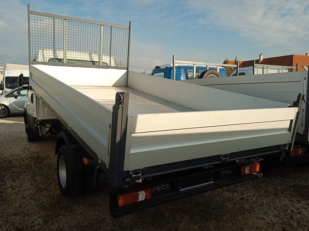 Iveco Daily 35C18H Dreiseitenkipper Iveco Daily 35C18H Dreiseitenkipper - Xe ben nhỏ: hình 3 Iveco Daily 35C18H Dreiseitenkipper Iveco Daily 35C18H Dreiseitenkipper - Xe ben nhỏ: hình 3