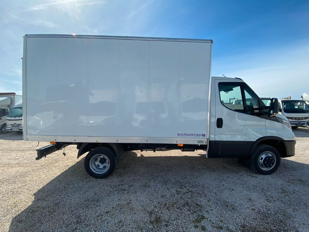 Iveco Daily Koffer mit LBW SOFORT Euro6E Iveco Daily Koffer mit LBW SOFORT Euro6E - Xe tải nhỏ thùng kín: hình 2 Iveco Daily Koffer mit LBW SOFORT Euro6E Iveco Daily Koffer mit LBW SOFORT Euro6E - Xe tải nhỏ thùng kín: hình 2