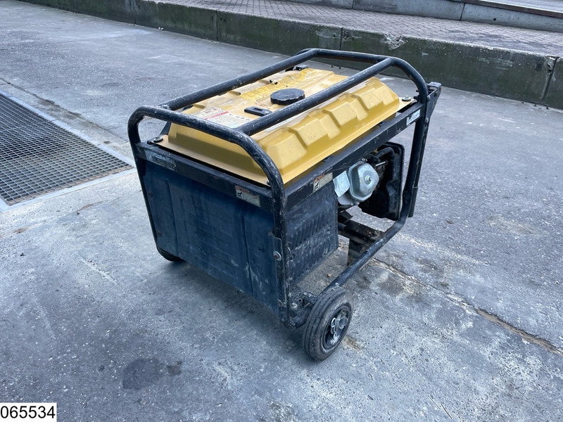 Atlas-Copco P6500 5 KVA, 230 V, 579 h - Bộ phát điện: hình 2 Atlas-Copco P6500 5 KVA, 230 V, 579 h - Bộ phát điện: hình 2