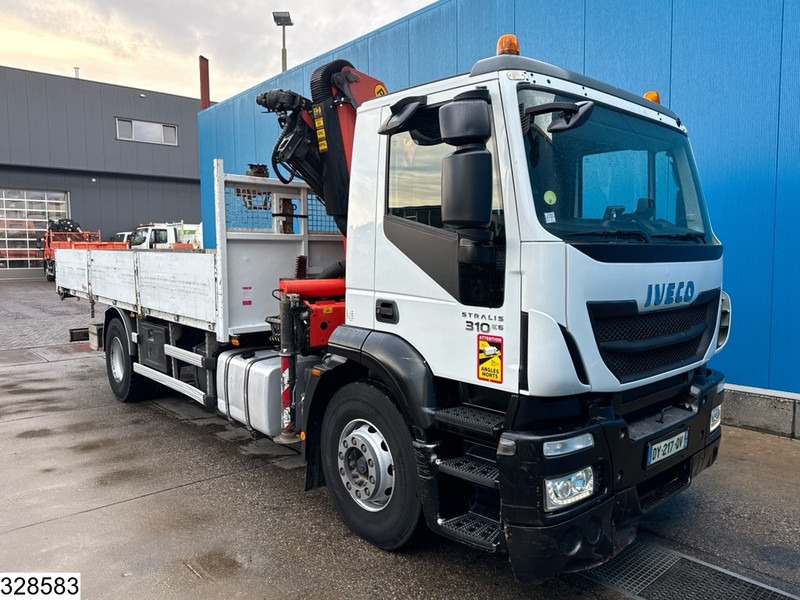 Iveco Stralis 310 EURO 6, Palfinger, Leaf spring - Xe tải thùng lửng/ Phẳng, Xe cẩu tự hành: hình 3 Iveco Stralis 310 EURO 6, Palfinger, Leaf spring - Xe tải thùng lửng/ Phẳng, Xe cẩu tự hành: hình 3