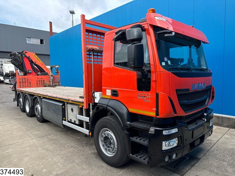 Iveco Stralis 330 CNG 8x2, CNG, Palfinger, Remote, 92.000KM - Xe tải thùng lửng/ Phẳng, Xe cẩu tự hành: hình 4 Iveco Stralis 330 CNG 8x2, CNG, Palfinger, Remote, 92.000KM - Xe tải thùng lửng/ Phẳng, Xe cẩu tự hành: hình 4