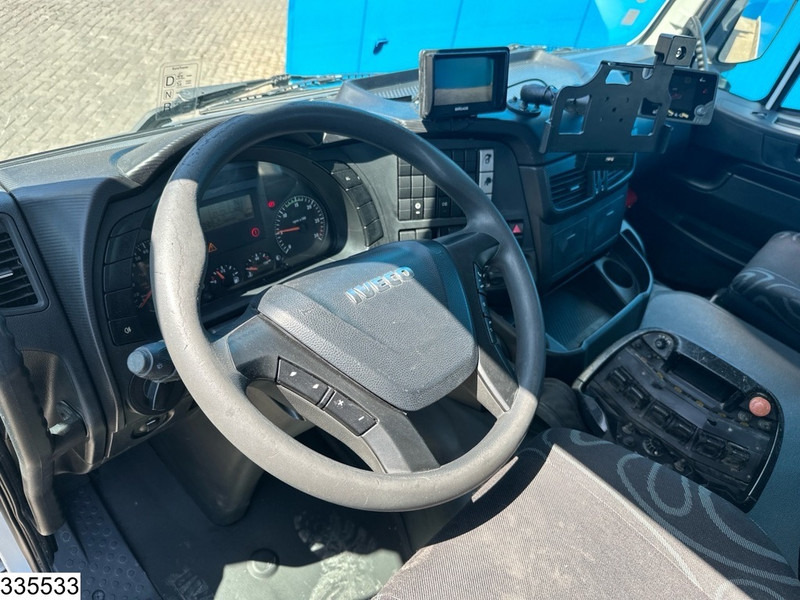 Iveco Trakker 360 6X4, EURO 6, Palfinger, Remote - Xe tải thùng lửng/ Phẳng, Xe cẩu tự hành: hình 5 Iveco Trakker 360 6X4, EURO 6, Palfinger, Remote - Xe tải thùng lửng/ Phẳng, Xe cẩu tự hành: hình 5