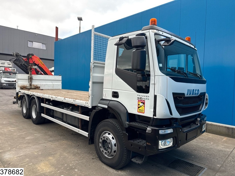 Iveco Trakker 360 6x4, EURO 6, Steelsuspension, Hub reduction - Xe tải thùng lửng/ Phẳng: hình 3 Iveco Trakker 360 6x4, EURO 6, Steelsuspension, Hub reduction - Xe tải thùng lửng/ Phẳng: hình 3