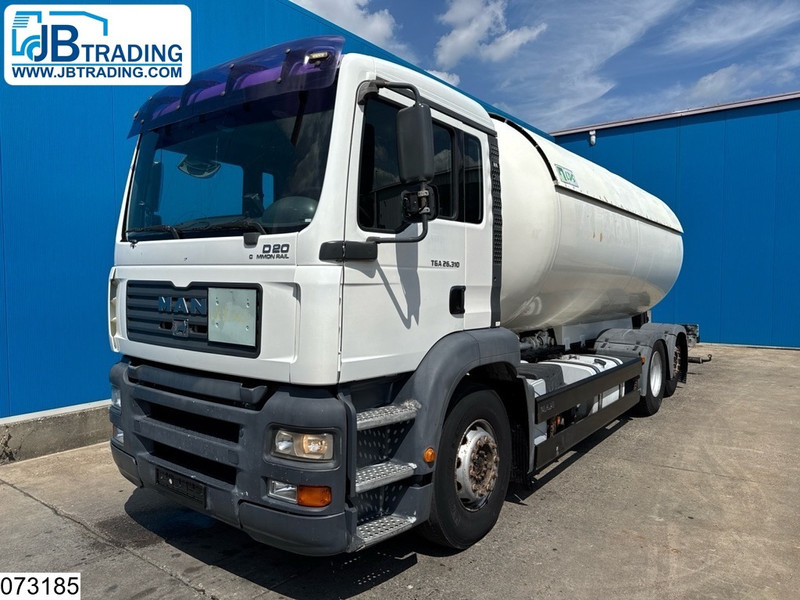 MAN TGA 26 310 6X2, 22070 Liter, PTO - Xe bồn: hình 1 MAN TGA 26 310 6X2, 22070 Liter, PTO - Xe bồn: hình 1