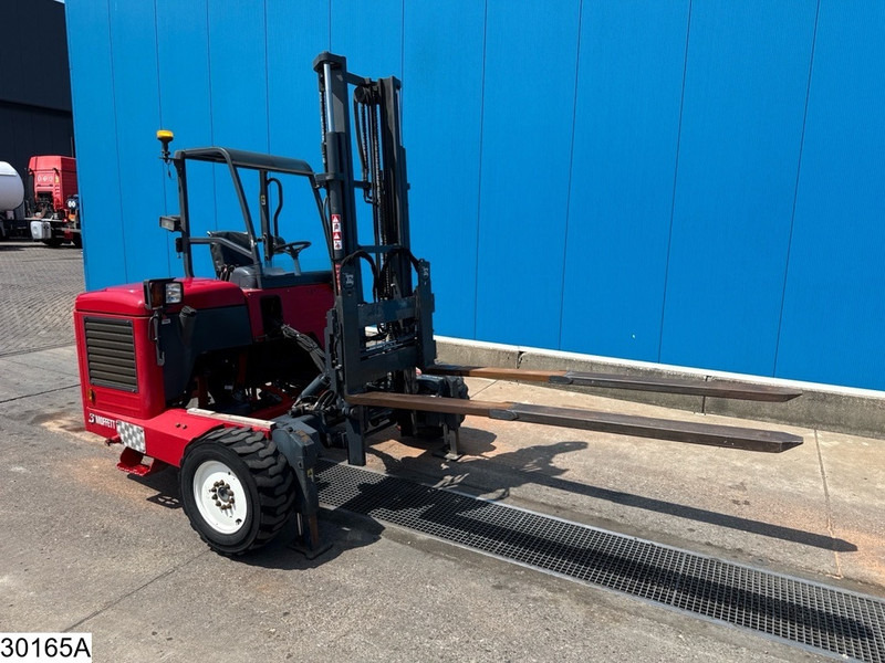 Moffett M5 20.4 1889 Hr, 26.1 kW - Xe nâng diesel: hình 3 Moffett M5 20.4 1889 Hr, 26.1 kW - Xe nâng diesel: hình 3