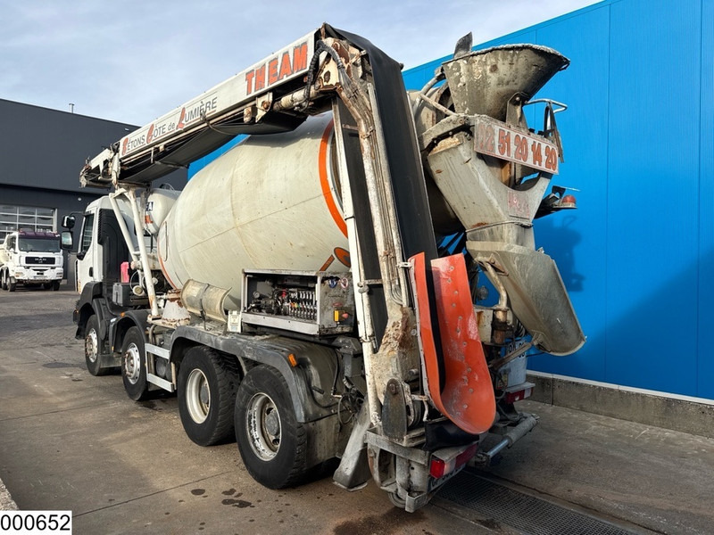 Renault Kerax 410 Dxi 8x4, Cifa, 9m3, Remote - Xe trộn bê tông: hình 2 Renault Kerax 410 Dxi 8x4, Cifa, 9m3, Remote - Xe trộn bê tông: hình 2