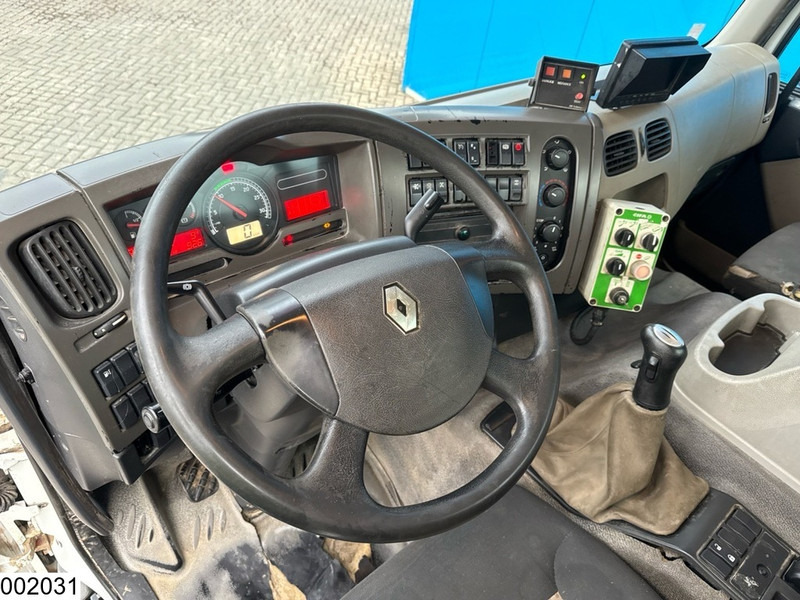 Renault Kerax 410 Dxi 8x4, EURO 4, 9m3, Steel suspension, Remote - Xe trộn bê tông: hình 5 Renault Kerax 410 Dxi 8x4, EURO 4, 9m3, Steel suspension, Remote - Xe trộn bê tông: hình 5