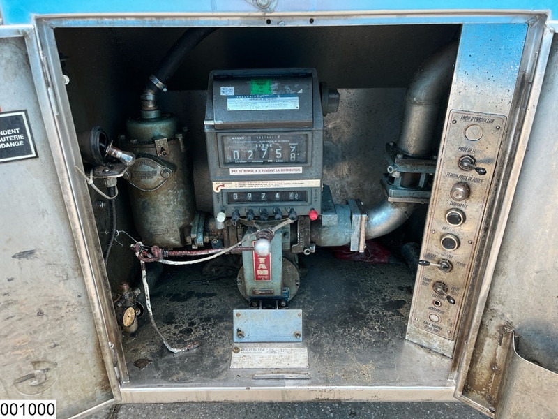 Renault Midlum 210 FUEL, EURO 2, 10815 liter, 3 comp,Steel suspension - Xe bồn: hình 4 Renault Midlum 210 FUEL, EURO 2, 10815 liter, 3 comp,Steel suspension - Xe bồn: hình 4