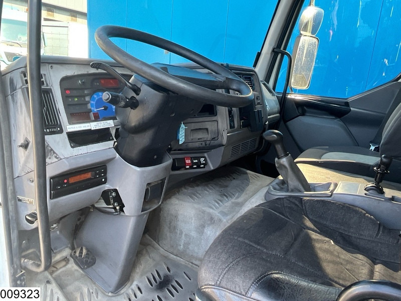 Renault Midlum 220 14997 Liter, LPG GPL, Gastank, Steel suspension - Xe bồn: hình 5 Renault Midlum 220 14997 Liter, LPG GPL, Gastank, Steel suspension - Xe bồn: hình 5