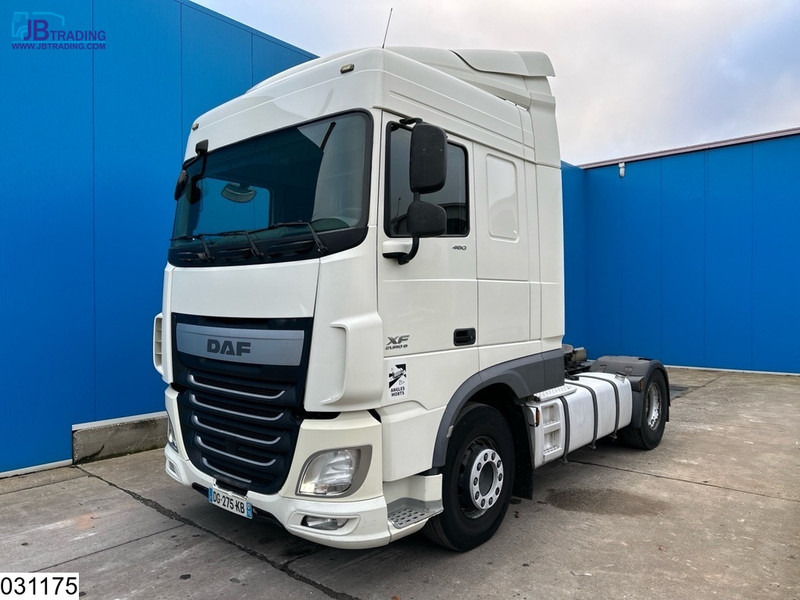 DAF XF 460 EURO 6 - Xe đầu kéo: hình 1 DAF XF 460 EURO 6 - Xe đầu kéo: hình 1