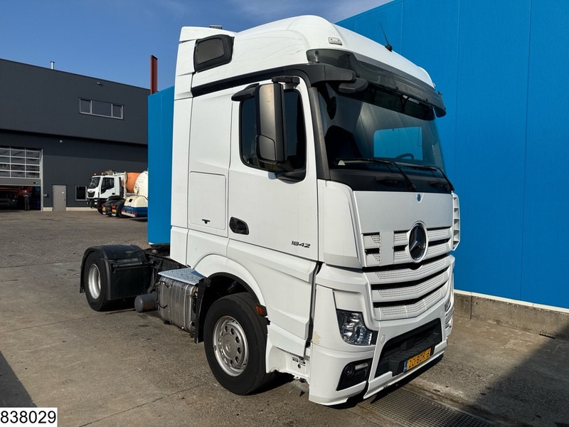 Mercedes-Benz Actros 1842 EURO 6 - Xe đầu kéo: hình 3 Mercedes-Benz Actros 1842 EURO 6 - Xe đầu kéo: hình 3