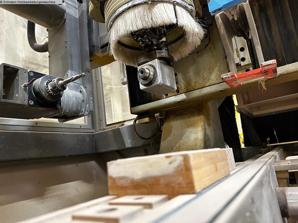 SCM Routech R 3000 - Trung tâm gia công gỗ CNC: hình 4 SCM Routech R 3000 - Trung tâm gia công gỗ CNC: hình 4