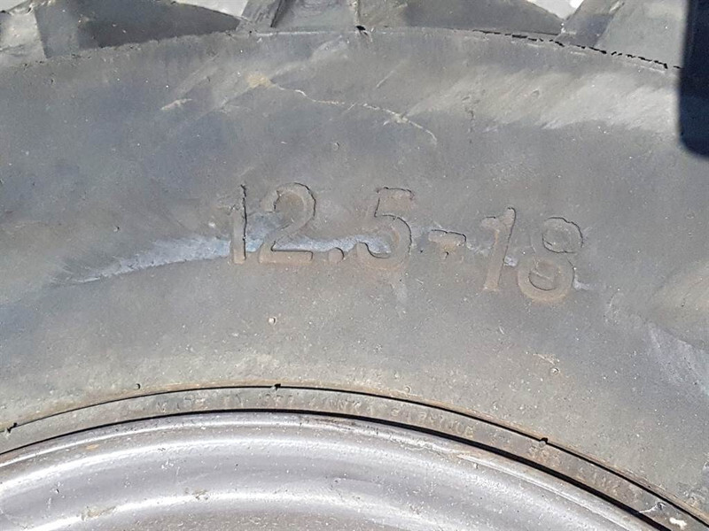 Ahlmann AS50-Solideal 12.5-18-Dunlop 12.5R18-Tire/Reifen - Lốp và vành cho Máy móc xây dựng: hình 5 Ahlmann AS50-Solideal 12.5-18-Dunlop 12.5R18-Tire/Reifen - Lốp và vành cho Máy móc xây dựng: hình 5