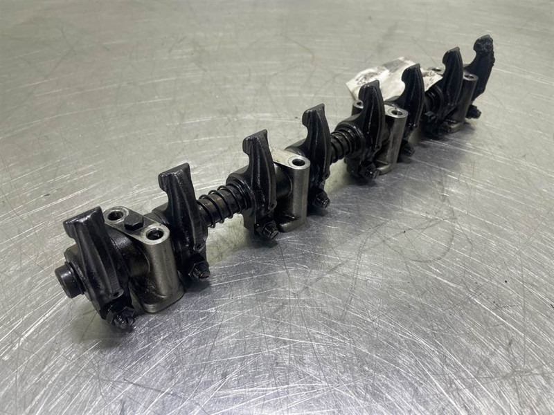Ahlmann AS900-Cummins B3.3T-Rocker arm assembly - Động cơ cho Máy móc xây dựng: hình 3 Ahlmann AS900-Cummins B3.3T-Rocker arm assembly - Động cơ cho Máy móc xây dựng: hình 3