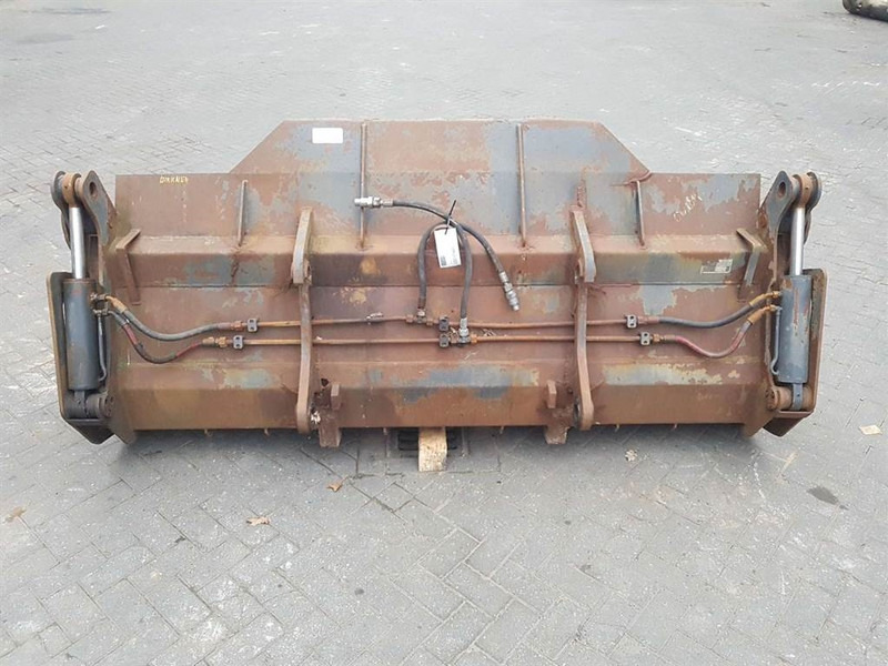 Ahlmann AZ150-5448739-2,45 mtr-4 in 1 Bucket/Schaufel/Bak - Gầu cho Máy móc xây dựng: hình 4 Ahlmann AZ150-5448739-2,45 mtr-4 in 1 Bucket/Schaufel/Bak - Gầu cho Máy móc xây dựng: hình 4