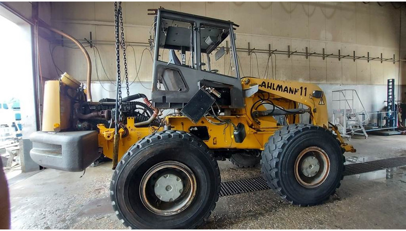 Máy xúc lật bánh lốp Ahlmann AZ210E - (For parts): hình 6