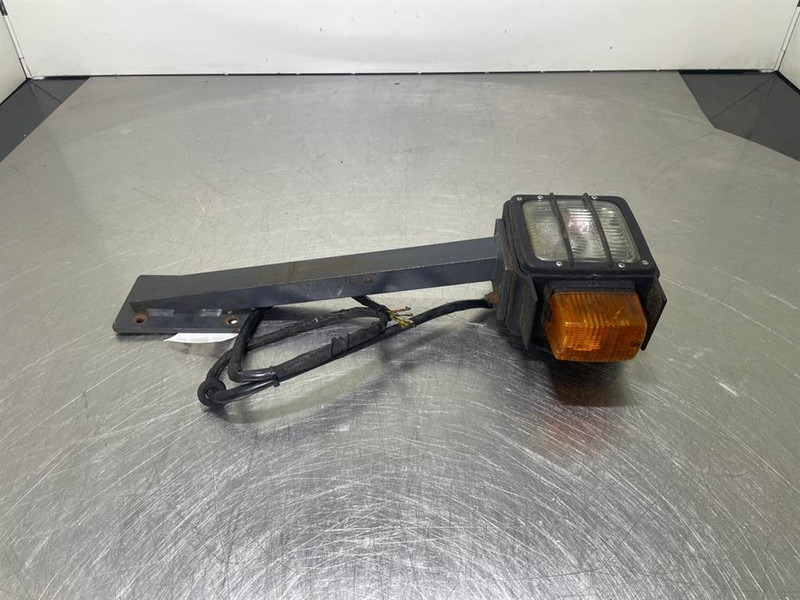 Ahlmann AZ6-4145335O/4193448A-Light/Leuchte/Verlichting - Linh kiện điện cho Máy móc xây dựng: hình 1 Ahlmann AZ6-4145335O/4193448A-Light/Leuchte/Verlichting - Linh kiện điện cho Máy móc xây dựng: hình 1