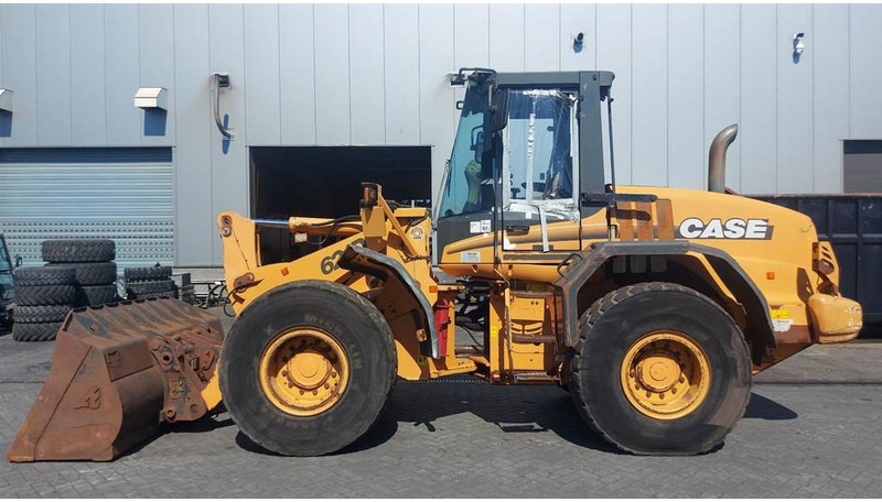 Case 621D - (For parts) - Máy xúc lật bánh lốp: hình 1 Case 621D - (For parts) - Máy xúc lật bánh lốp: hình 1