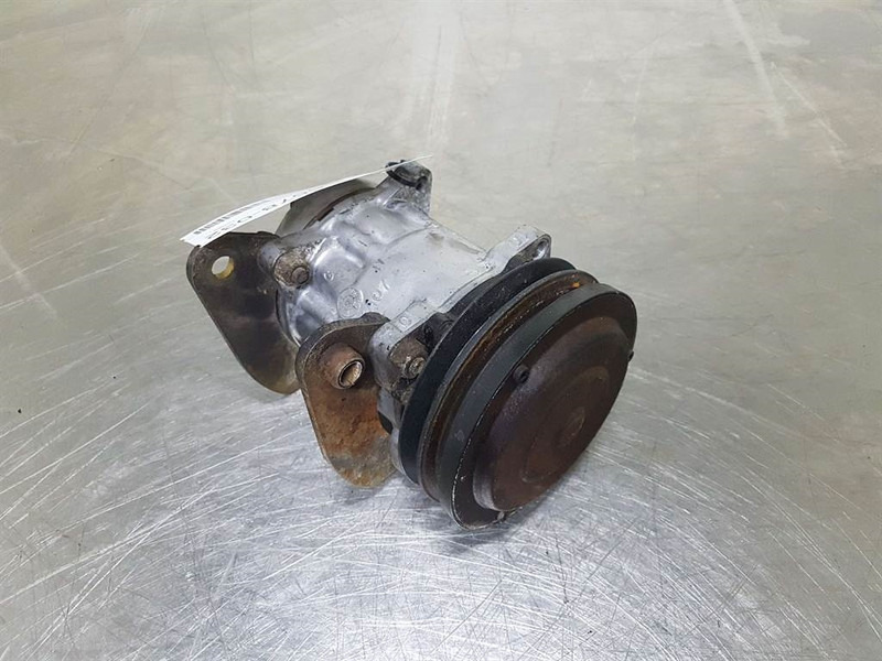 Case 621D-Sanden U4611-Compressor/Kompressor/Aircopomp - Động cơ cho Máy móc xây dựng: hình 2 Case 621D-Sanden U4611-Compressor/Kompressor/Aircopomp - Động cơ cho Máy móc xây dựng: hình 2