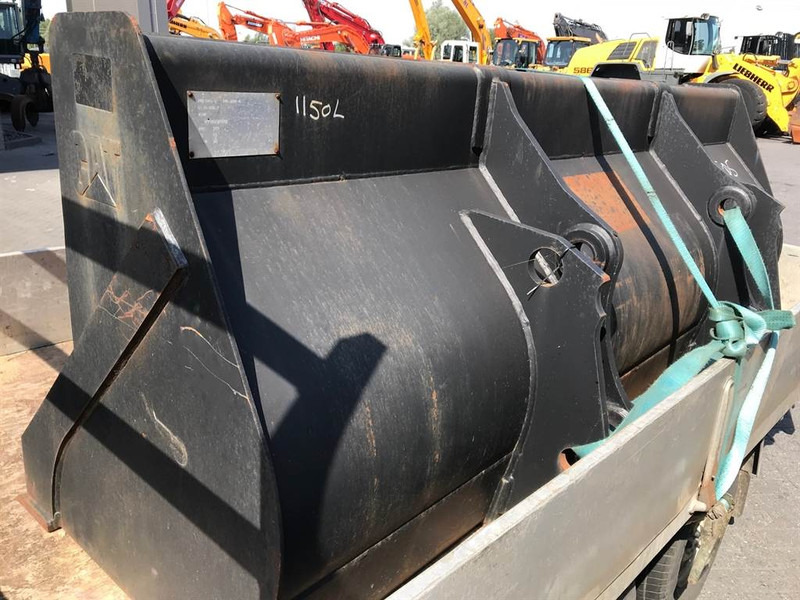 Cat 434 E - 1,85 mtr - Bucket/Schaufel/Dichte bak - Gầu cho Máy móc xây dựng: hình 2 Cat 434 E - 1,85 mtr - Bucket/Schaufel/Dichte bak - Gầu cho Máy móc xây dựng: hình 2