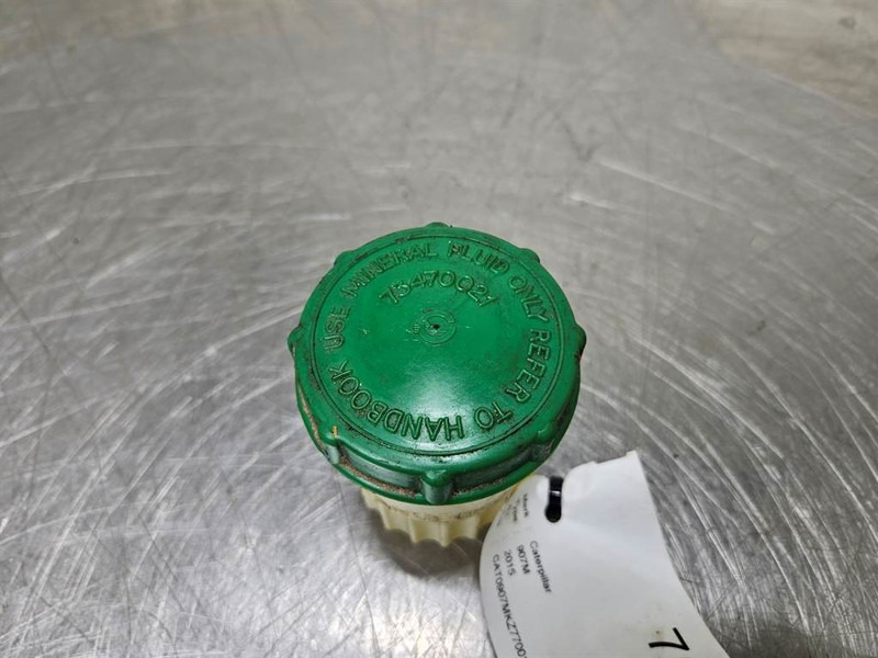 Cat 907M - Brake pedal reservoir - Cabin và nội thất cho Máy móc xây dựng: hình 3 Cat 907M - Brake pedal reservoir - Cabin và nội thất cho Máy móc xây dựng: hình 3