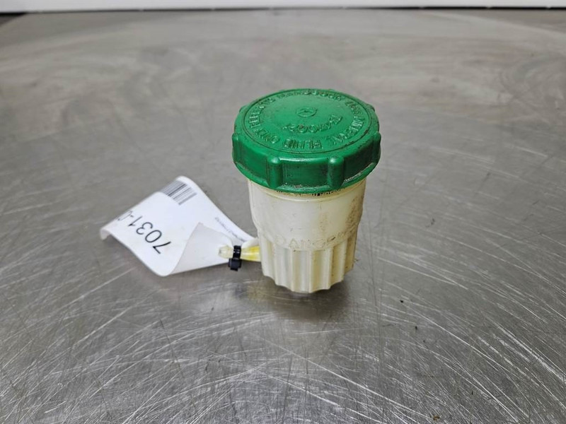 Cat 907M - Brake pedal reservoir - Cabin và nội thất cho Máy móc xây dựng: hình 2 Cat 907M - Brake pedal reservoir - Cabin và nội thất cho Máy móc xây dựng: hình 2